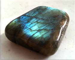 Labradorite Tumbled 3/4"